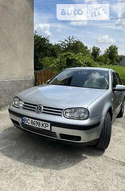 Хетчбек Volkswagen Golf 2002 в Дрогобичі