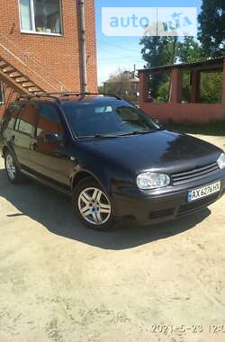 Універсал Volkswagen Golf 2001 в Харкові