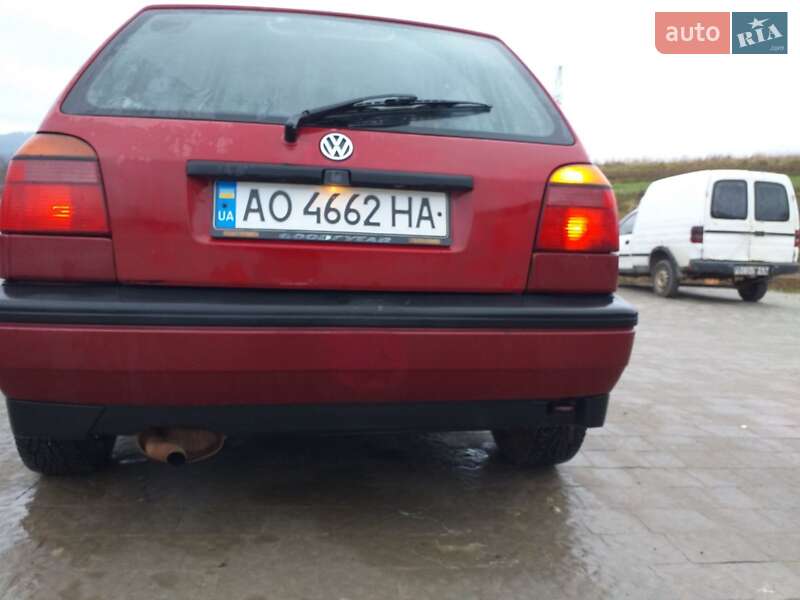 Хэтчбек Volkswagen Golf 1993 в Турке