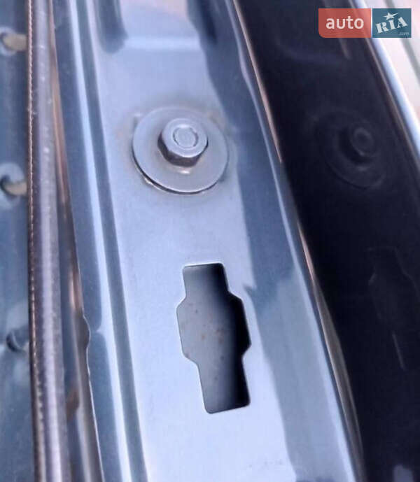 Хэтчбек Volkswagen Golf 2003 в Калуше