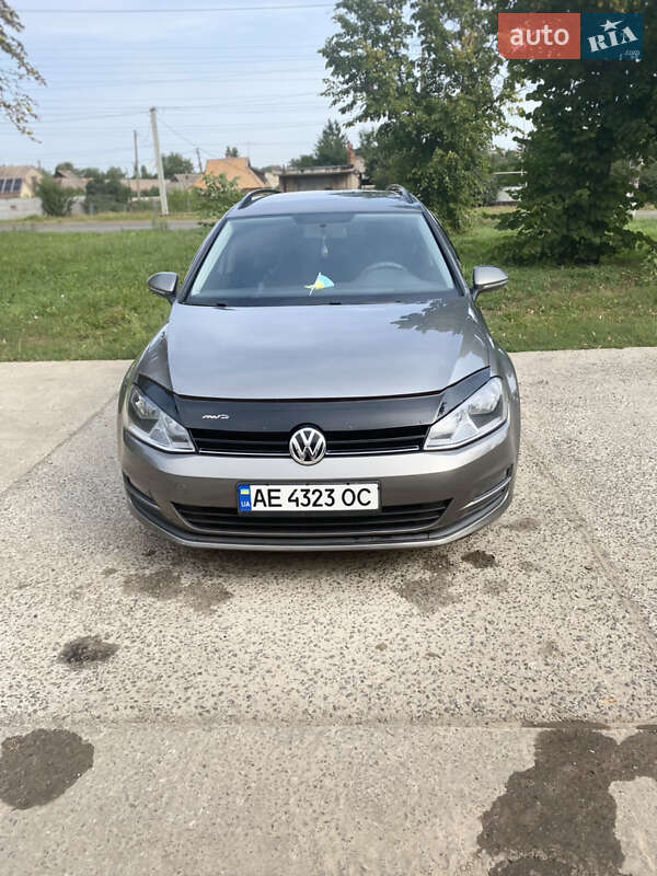 Універсал Volkswagen Golf 2015 в Кривому Розі