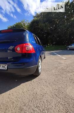 Хетчбек Volkswagen Golf 2007 в Івано-Франківську