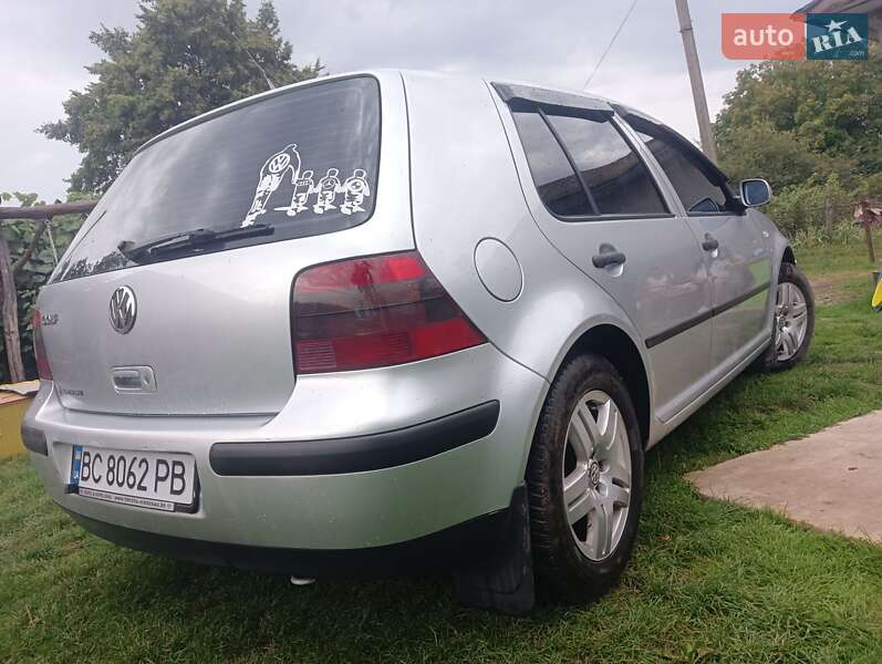 Хетчбек Volkswagen Golf 2002 в Радехові фото 2 Хетчбек Volkswagen Golf 2002 в Радехові
