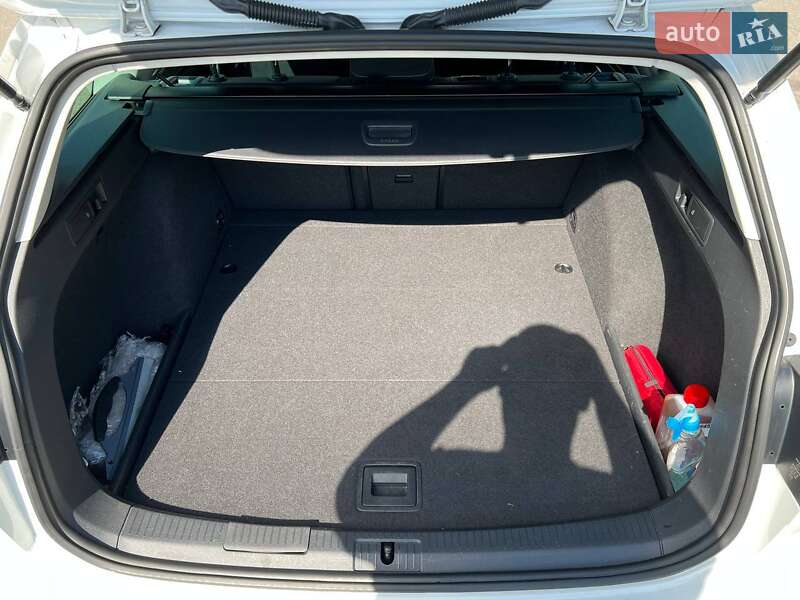 Универсал Volkswagen Golf 2017 в Борисполе