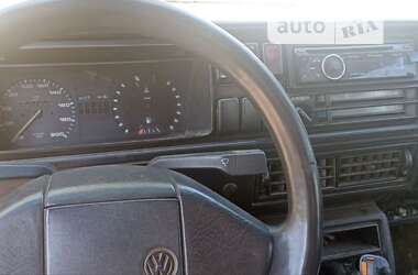 Хэтчбек Volkswagen Golf 1989 в Боровой