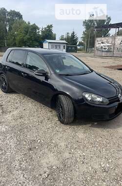 Хэтчбек Volkswagen Golf 2009 в Нововолынске