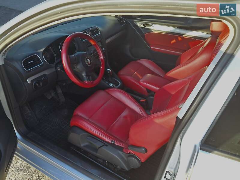 Хетчбек Volkswagen Golf 2011 в Тернополі