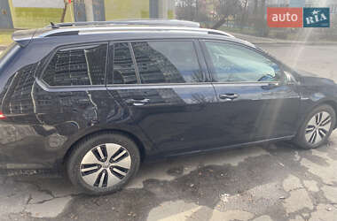 Универсал Volkswagen Golf 2014 в Киеве