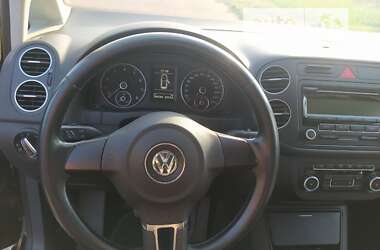 Хетчбек Volkswagen Golf 2010 в Ніжині