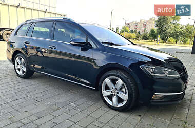 Універсал Volkswagen Golf 2020 в Запоріжжі