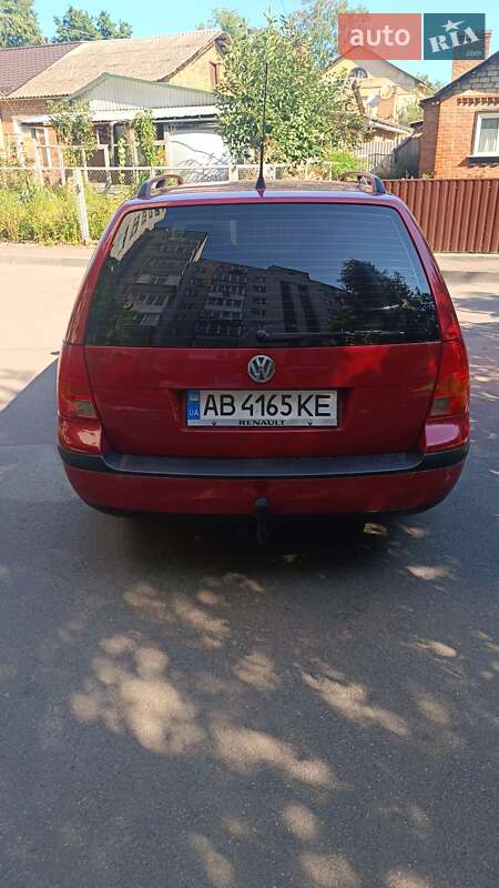 Универсал Volkswagen Golf 2002 в Виннице