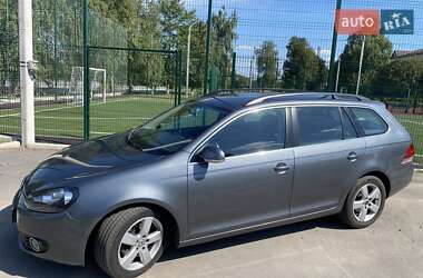 Универсал Volkswagen Golf 2011 в 