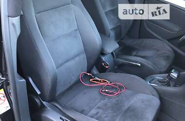 Хэтчбек Volkswagen Golf 2009 в 