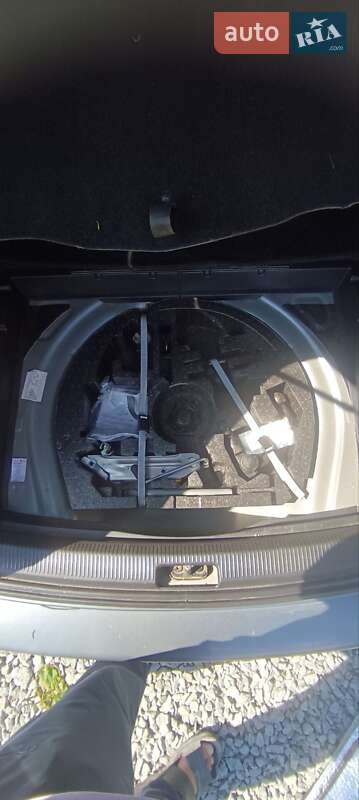 Универсал Volkswagen Golf 2009 в Звягеле