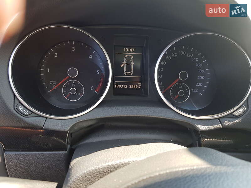 Універсал Volkswagen Golf 2013 в Броварах