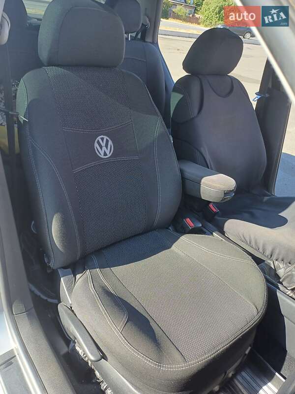 Хетчбек Volkswagen Golf 1998 в Чернігові