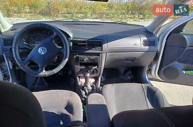 Хэтчбек Volkswagen Golf 1998 в Чернигове