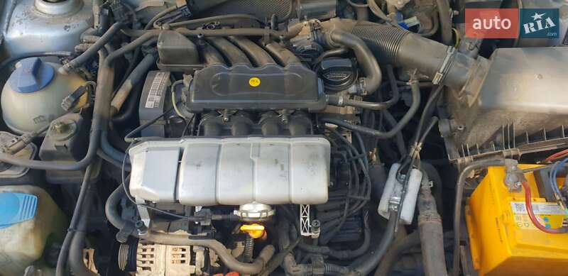 Універсал Volkswagen Golf 2001 в Черкасах