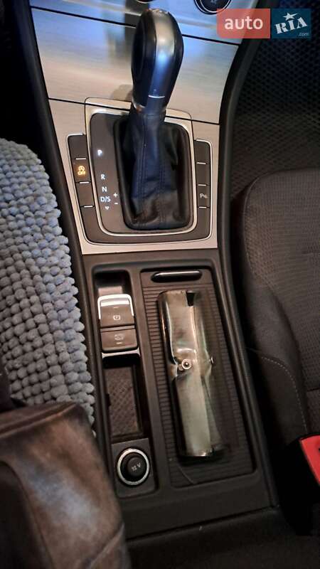 Універсал Volkswagen Golf 2016 в Южноукраїнську