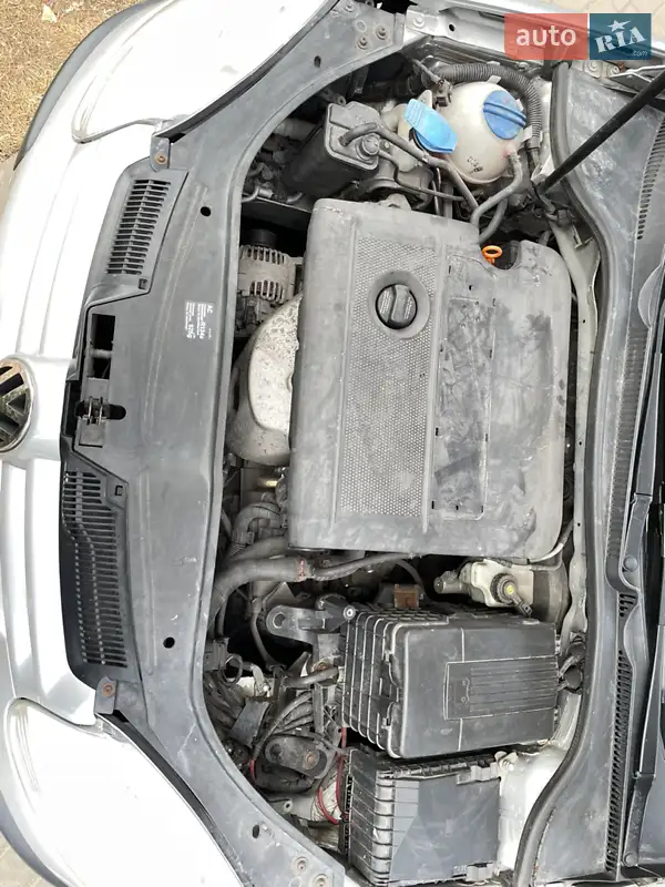 Volkswagen Golf 2004 VIN WVWZZZ1KZ5B070973 фото оголошення 10 з 48
