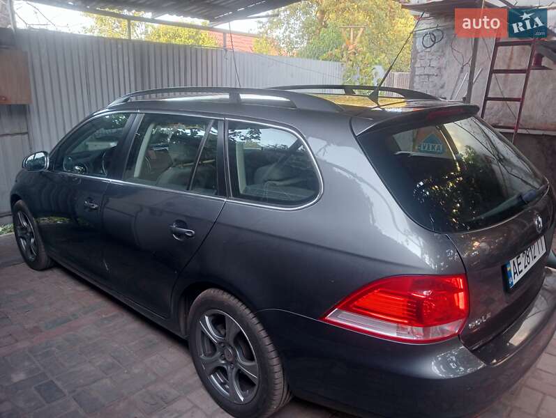 Універсал Volkswagen Golf 2009 в Кривому Розі