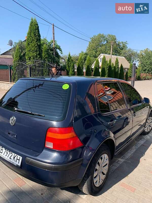Хетчбек Volkswagen Golf 1999 в Козятині