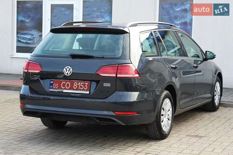 Универсал Volkswagen Golf 2019 в Львове