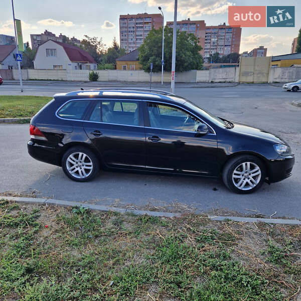 Универсал Volkswagen Golf 2012 в Харькове