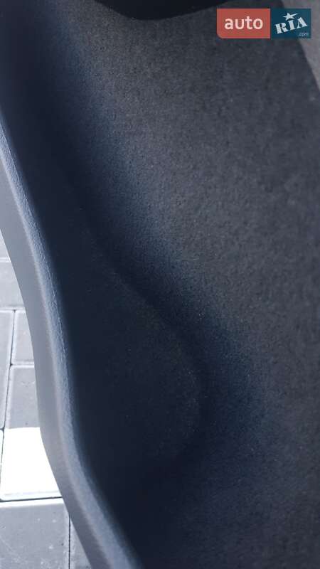 Універсал Volkswagen Golf 2020 в Ужгороді