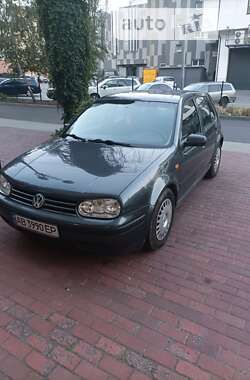 Хэтчбек Volkswagen Golf 1998 в Виннице