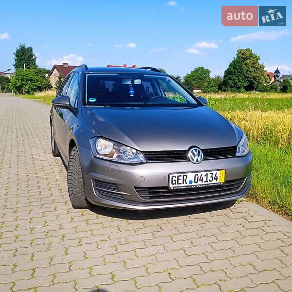 Универсал Volkswagen Golf 2016 в Стрые