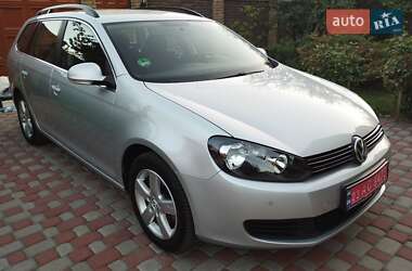 Универсал Volkswagen Golf 2010 в Житомире