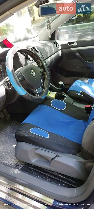 Хэтчбек Volkswagen Golf 2008 в Запорожье