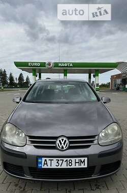 Хэтчбек Volkswagen Golf 2004 в Ивано-Франковске