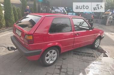 Хэтчбек Volkswagen Golf 1986 в  фото 23 Хэтчбек Volkswagen Golf 1986 в