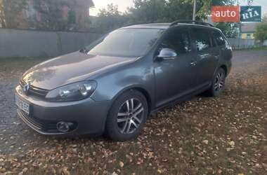 Универсал Volkswagen Golf 2010 в 