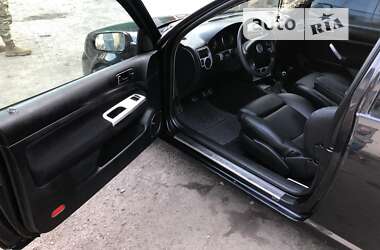 Хэтчбек Volkswagen Golf 2002 в Белой Церкви