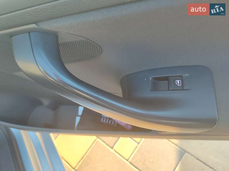 Универсал Volkswagen Golf 2009 в Владимире