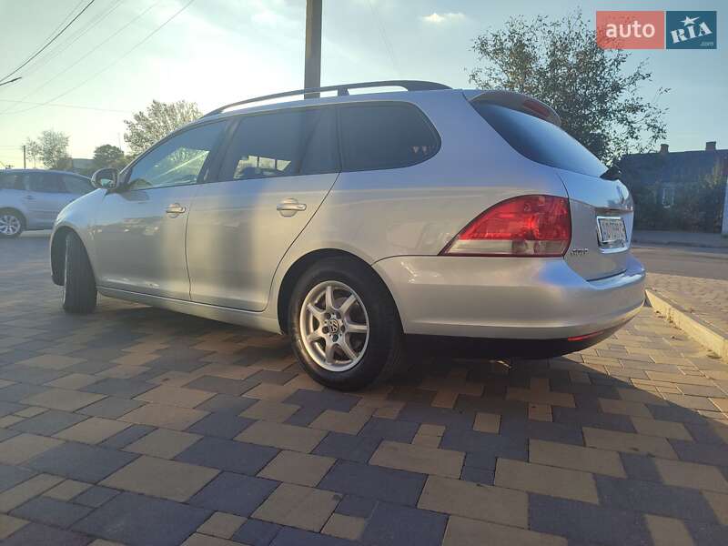 Универсал Volkswagen Golf 2009 в Владимире