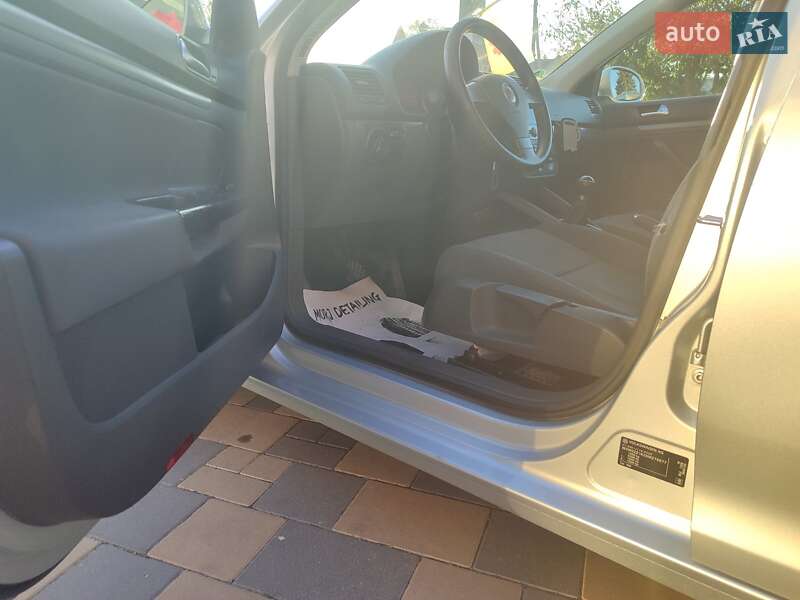 Универсал Volkswagen Golf 2009 в Владимире
