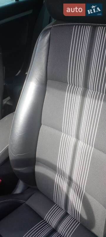 Універсал Volkswagen Golf 2012 в Бердичеві