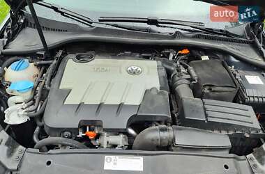 Универсал Volkswagen Golf 2010 в 