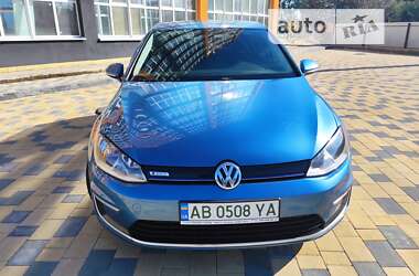 Хетчбек Volkswagen Golf 2016 в Вінниці