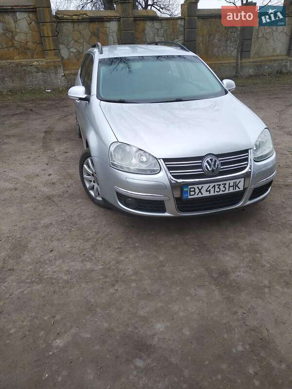 Универсал Volkswagen Golf 2008 в Красилове