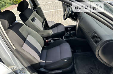 Универсал Volkswagen Golf 2001 в 