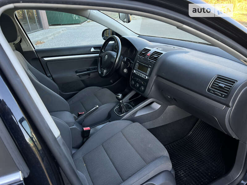 Универсал Volkswagen Golf 2008 в Виннице