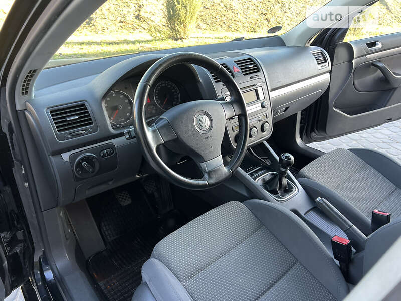Универсал Volkswagen Golf 2008 в Виннице