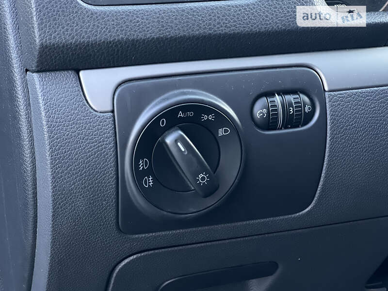 Универсал Volkswagen Golf 2008 в Виннице