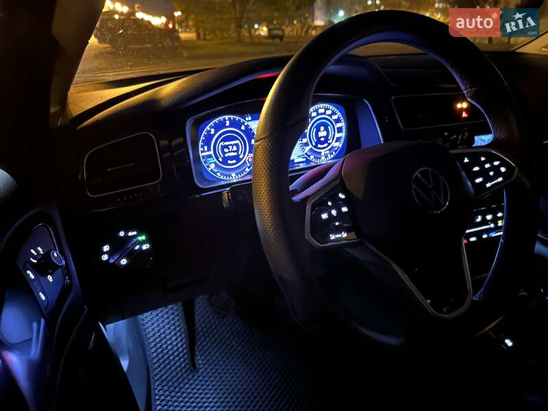 Універсал Volkswagen Golf 2015 в Харкові