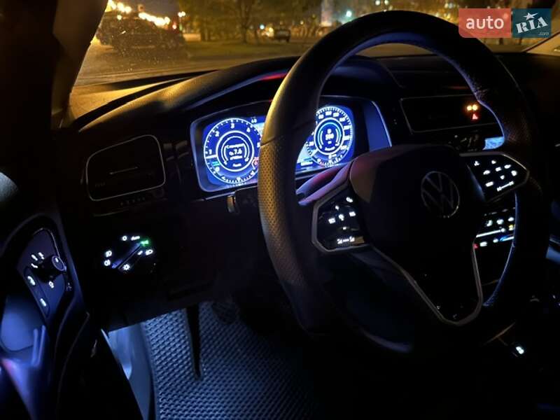 Універсал Volkswagen Golf 2015 в Харкові